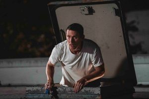 Tatum Shines as a Lovable Scoundrel in Cianfrance’s Surprisingly Warm ‘ROOFMAN’
